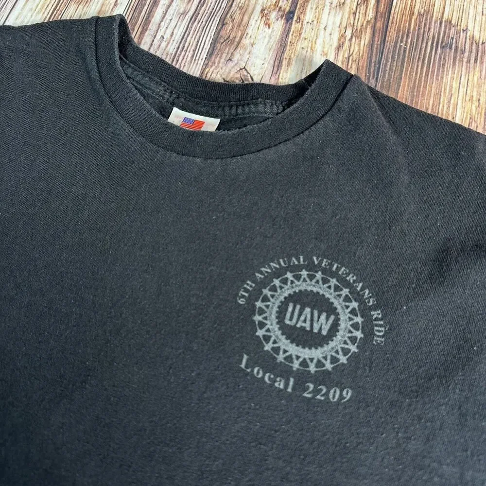 American Vtg Labor Union UAW Local 2209 Indiana Sz Medium Veterans Ride T Shirt - Picture 2 of 10